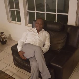 Meet your Posher, Guy